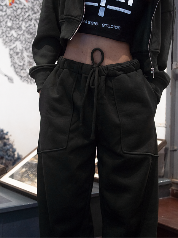 VERDANT BLACK OUT SET